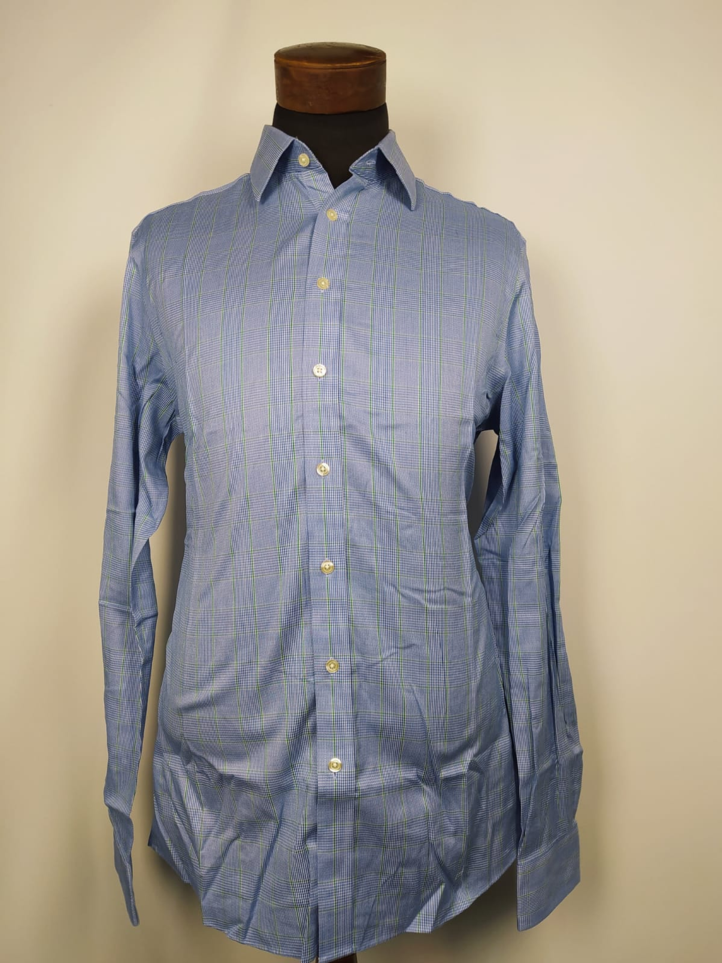 Camisa celeste a cuadros finos TALLA M 1