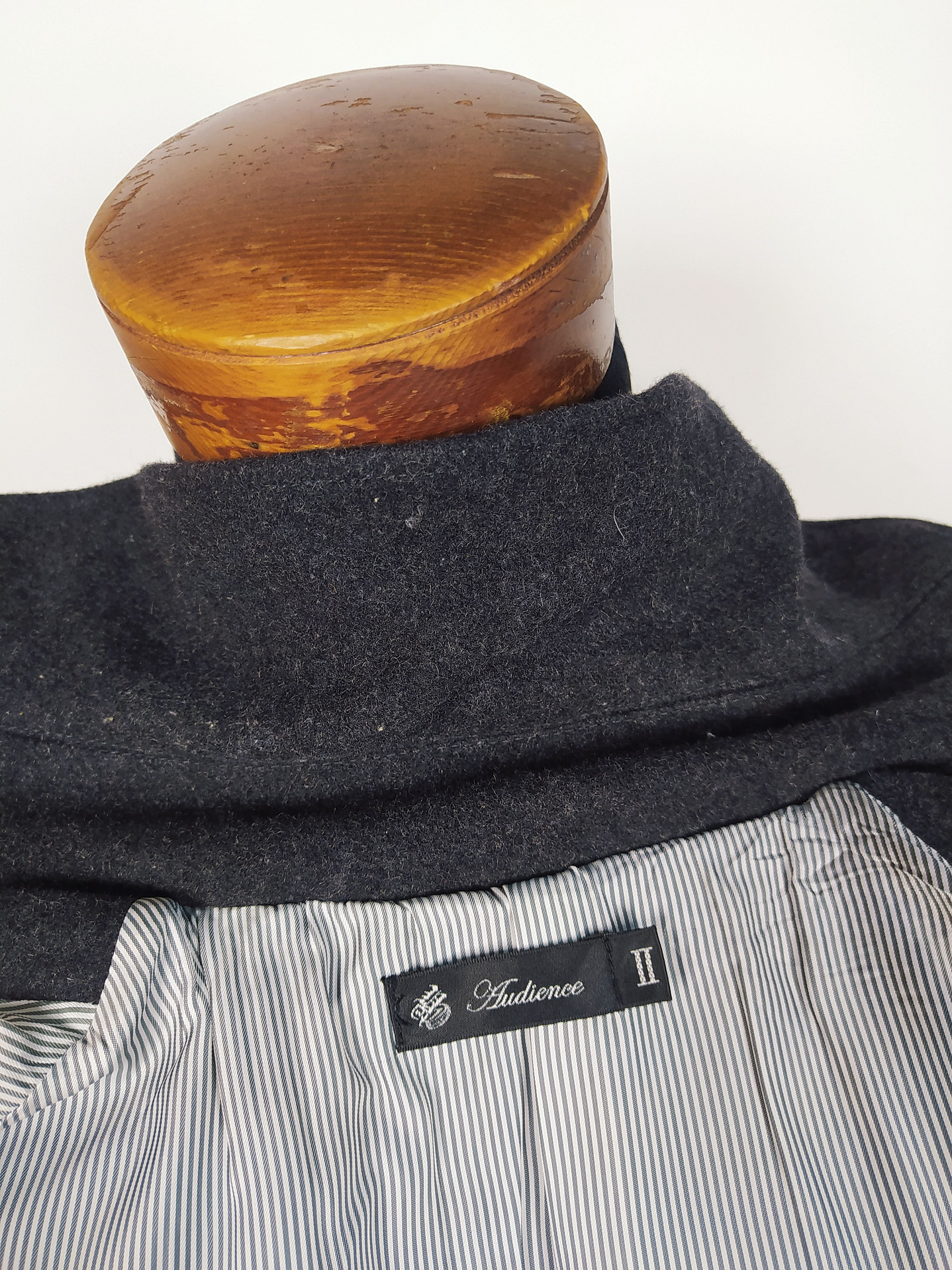 Abrigo lana premium lujo Audiencie TALLA XS 5