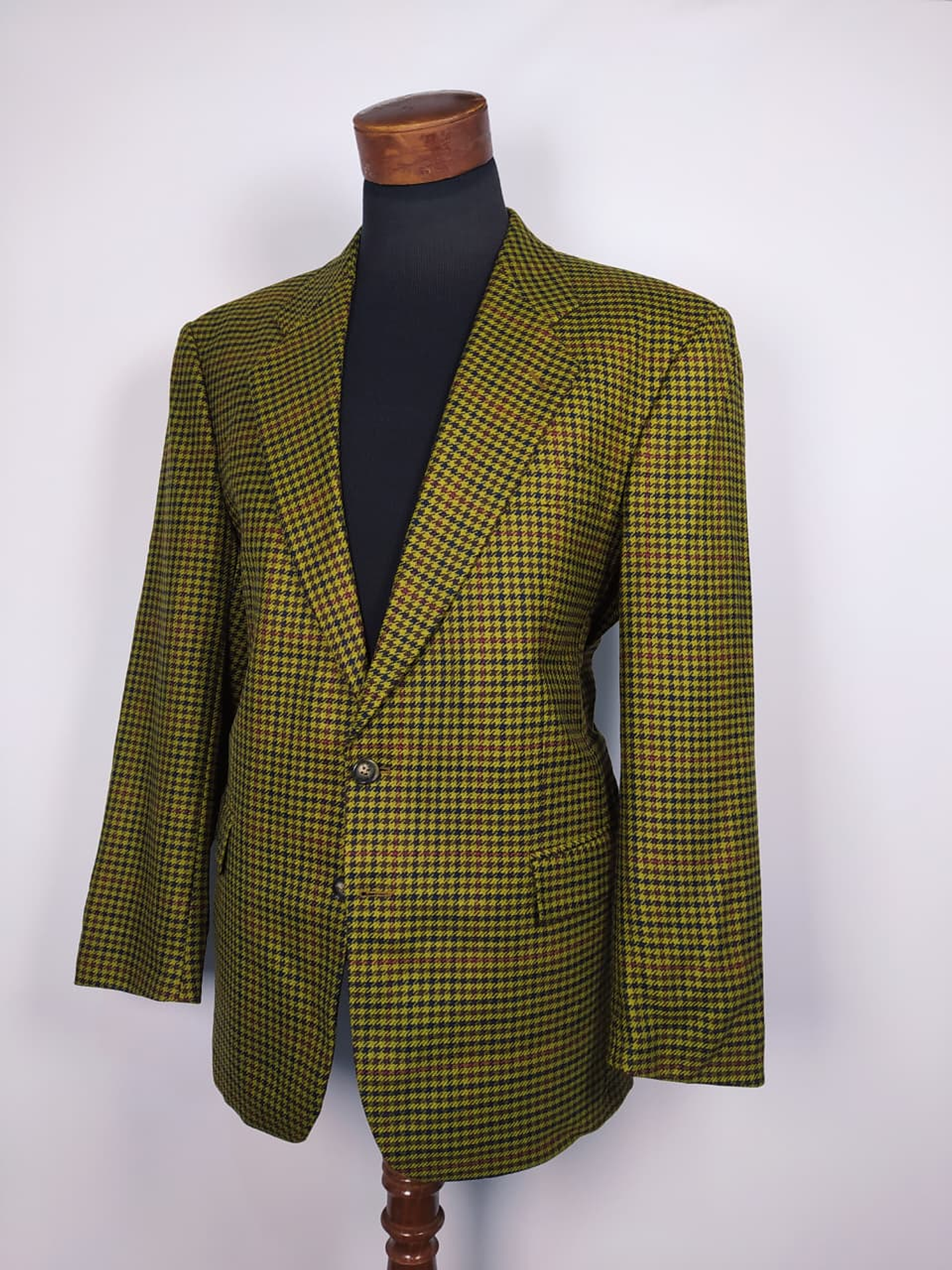 BLAZER LANA VIRGEN SCHULER – HOUNDSTOOTH MOSTAZA/OLIVA – TALLA L/XL – SASTRERÍA ALEMANA PREMIUM 2