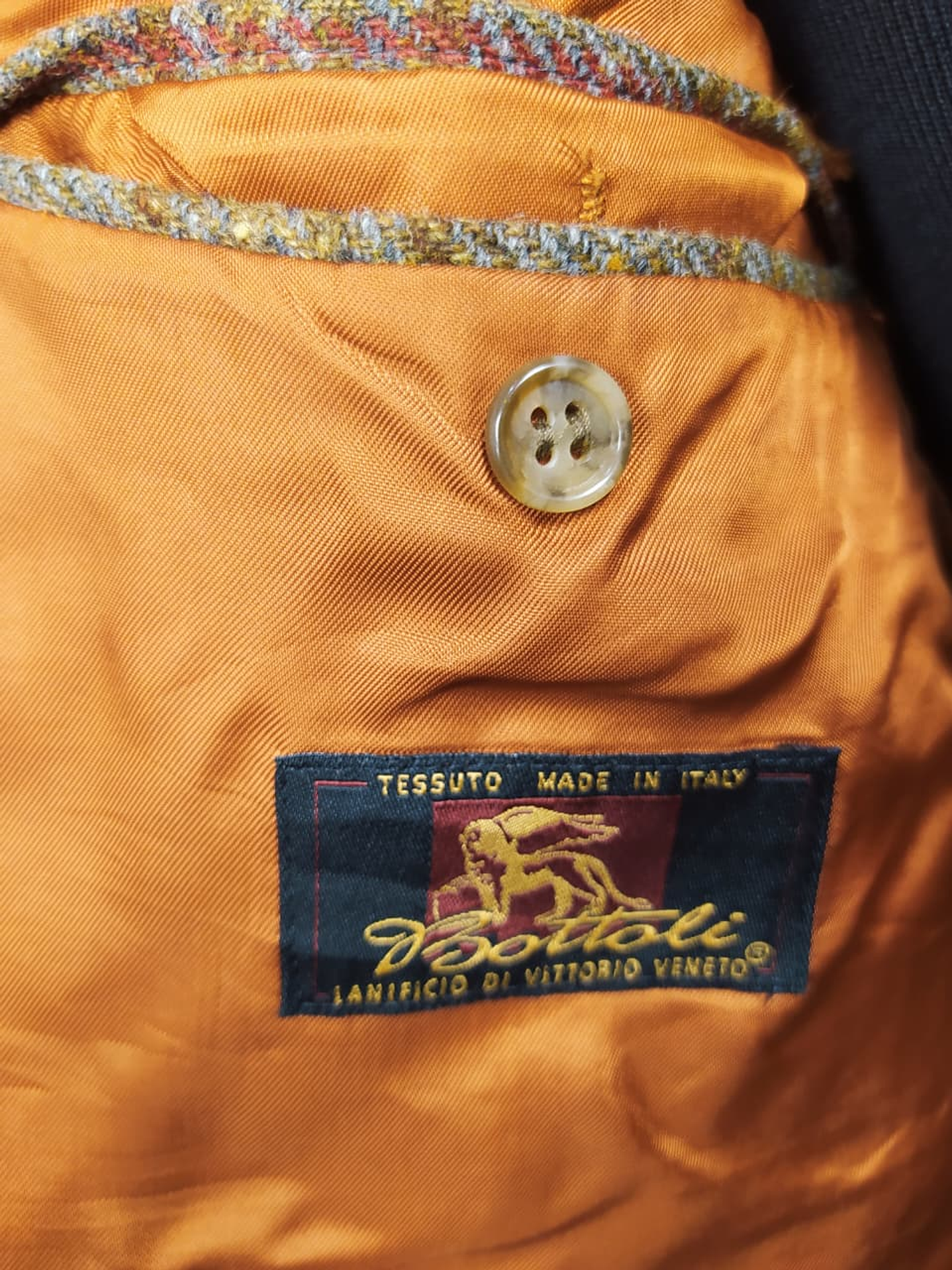 BLAZER DIGEL · LANA VIRGEN ITALIANA BOTTO GIUSEPPE · PATRÓN ESCOCÉS LUJO · TALLA L/XL 5