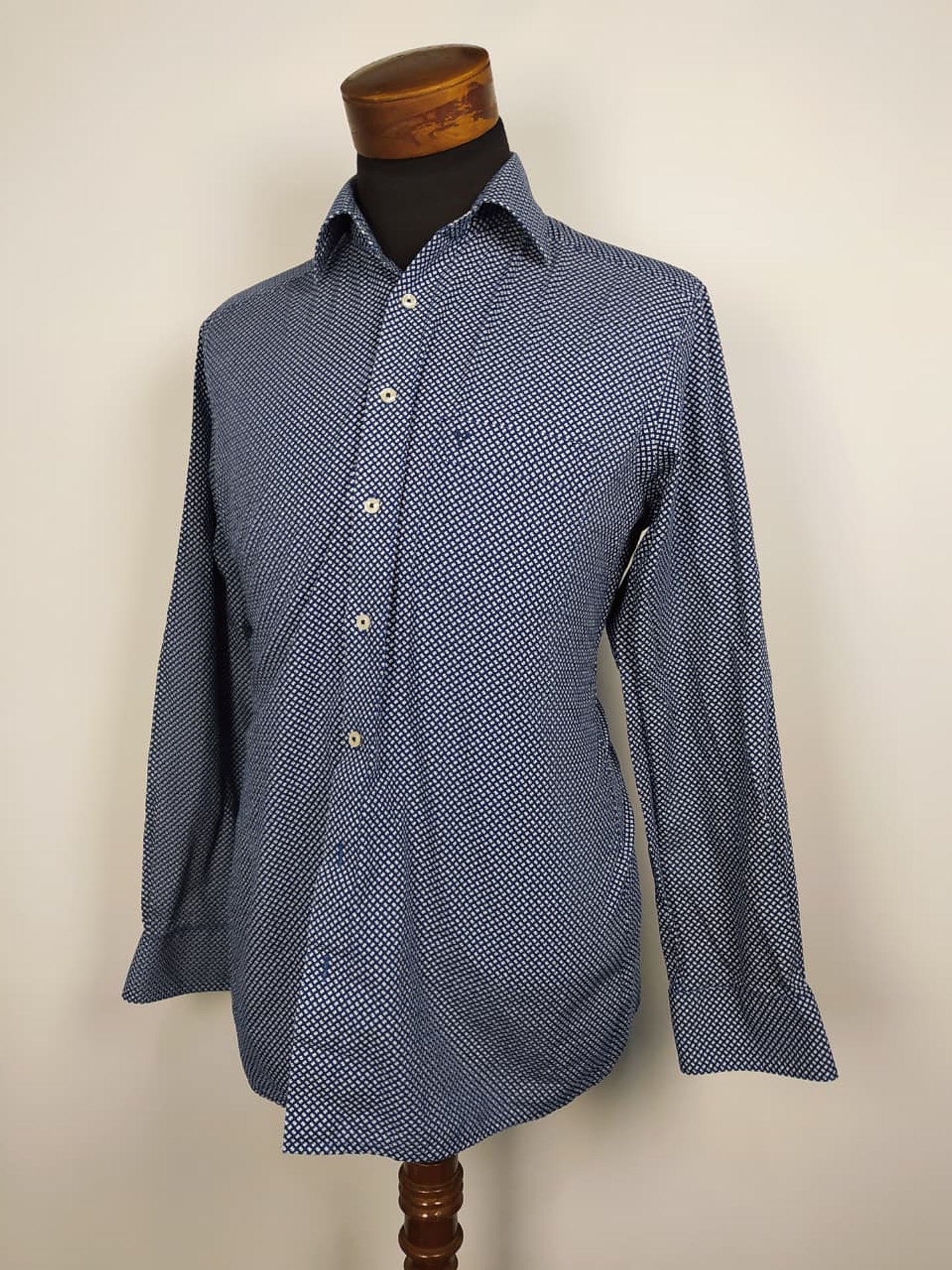 Camisa estampada azul TALLA L 2