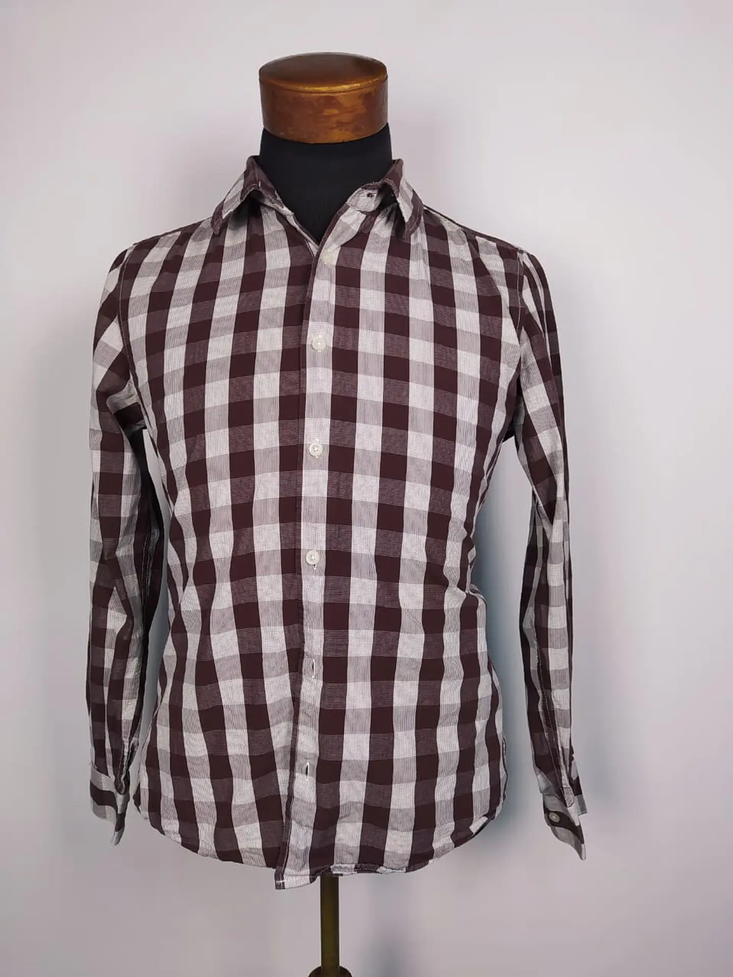 Camisa a cuadros burdeos y blanco – TALLA M 1
