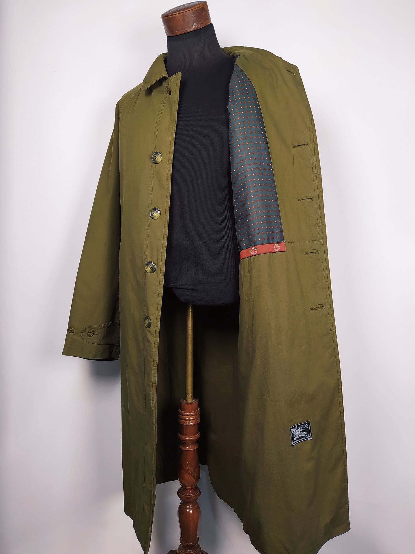 Gabardina Burberry Trench de colección verde TALLA XL  1