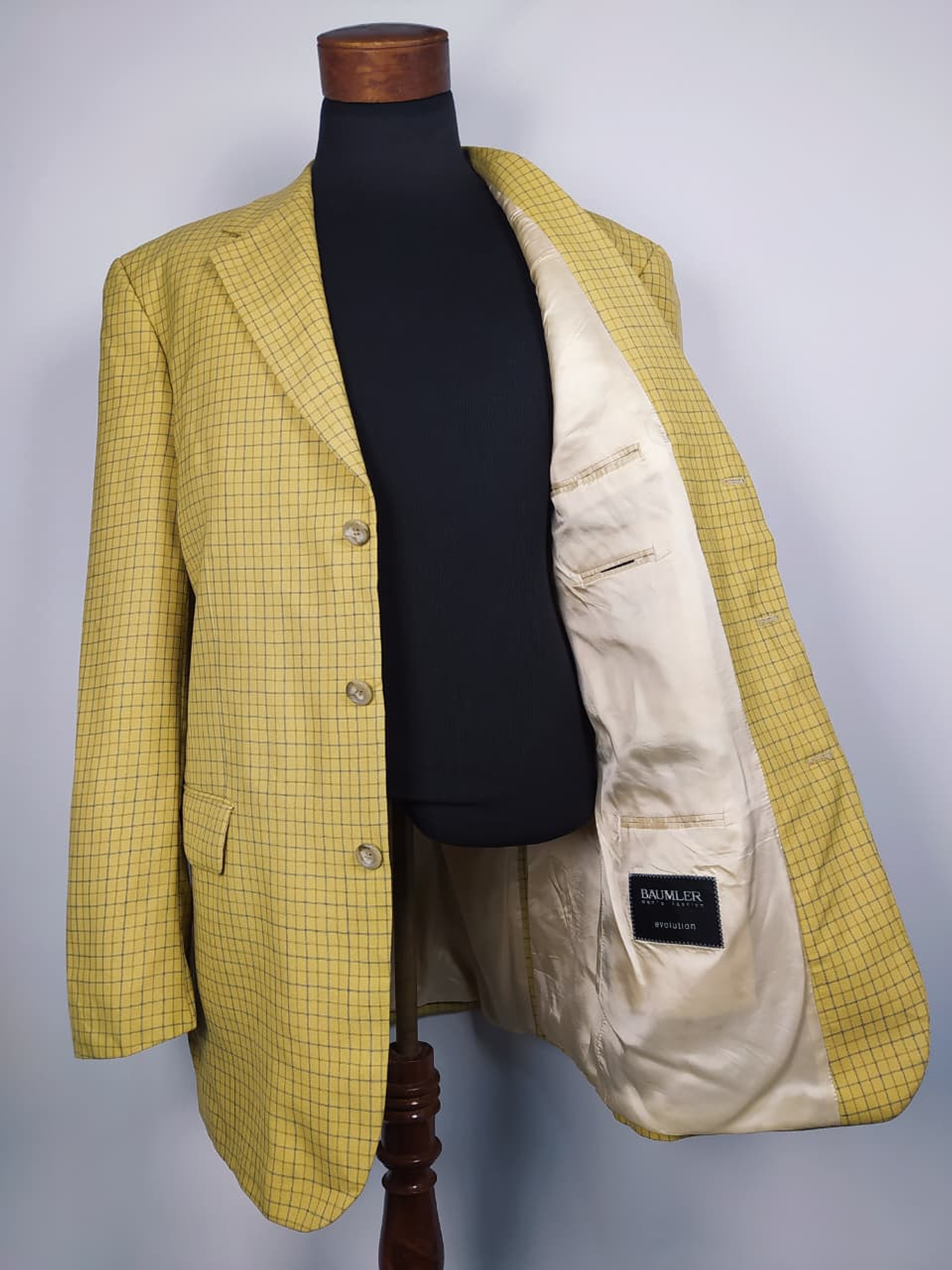 Blazer Bäumler 100% lana pura, mostaza a cuadros finos — Talla XL 3