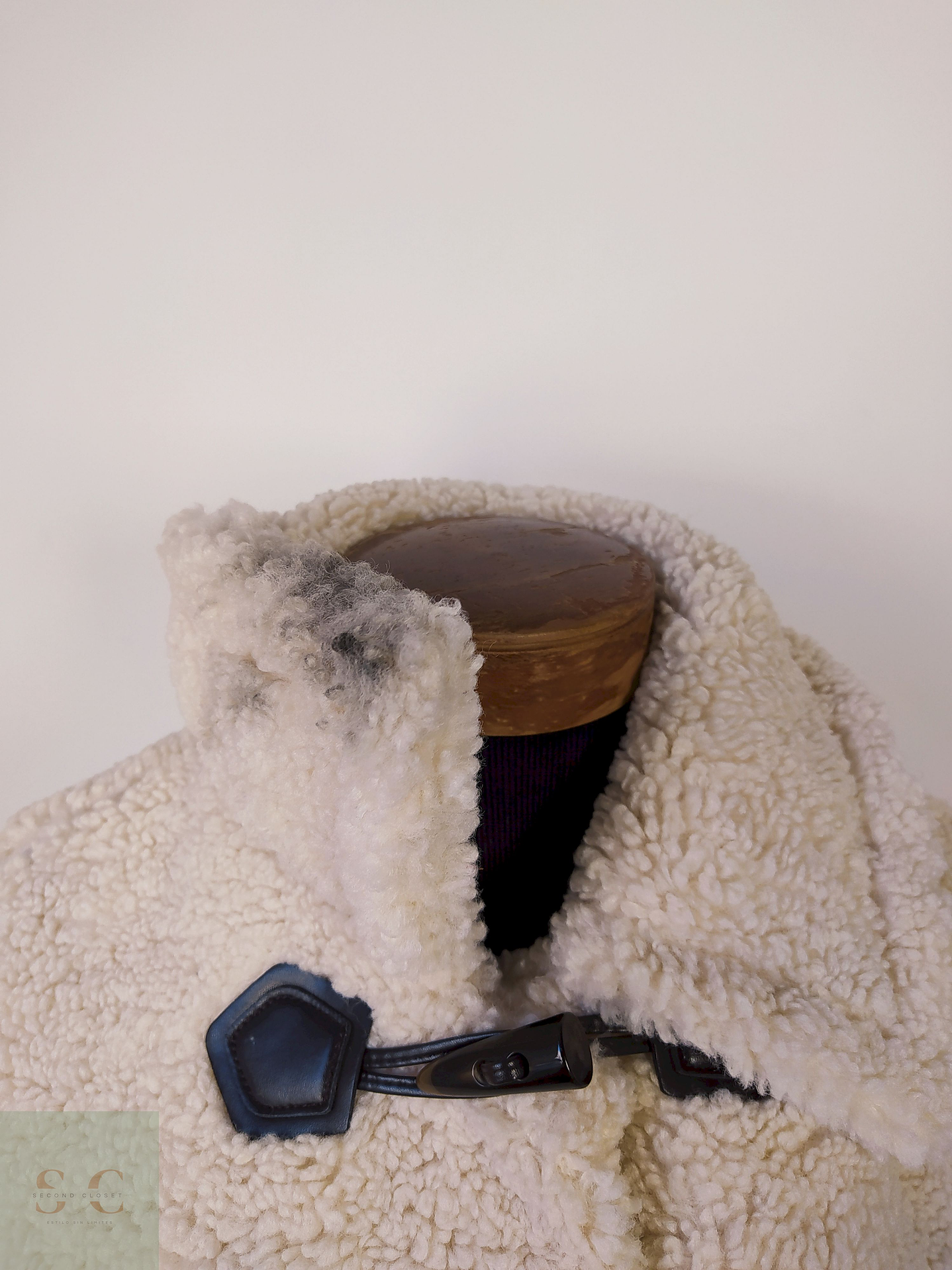 Zara Corderito beige TALLA SM 2