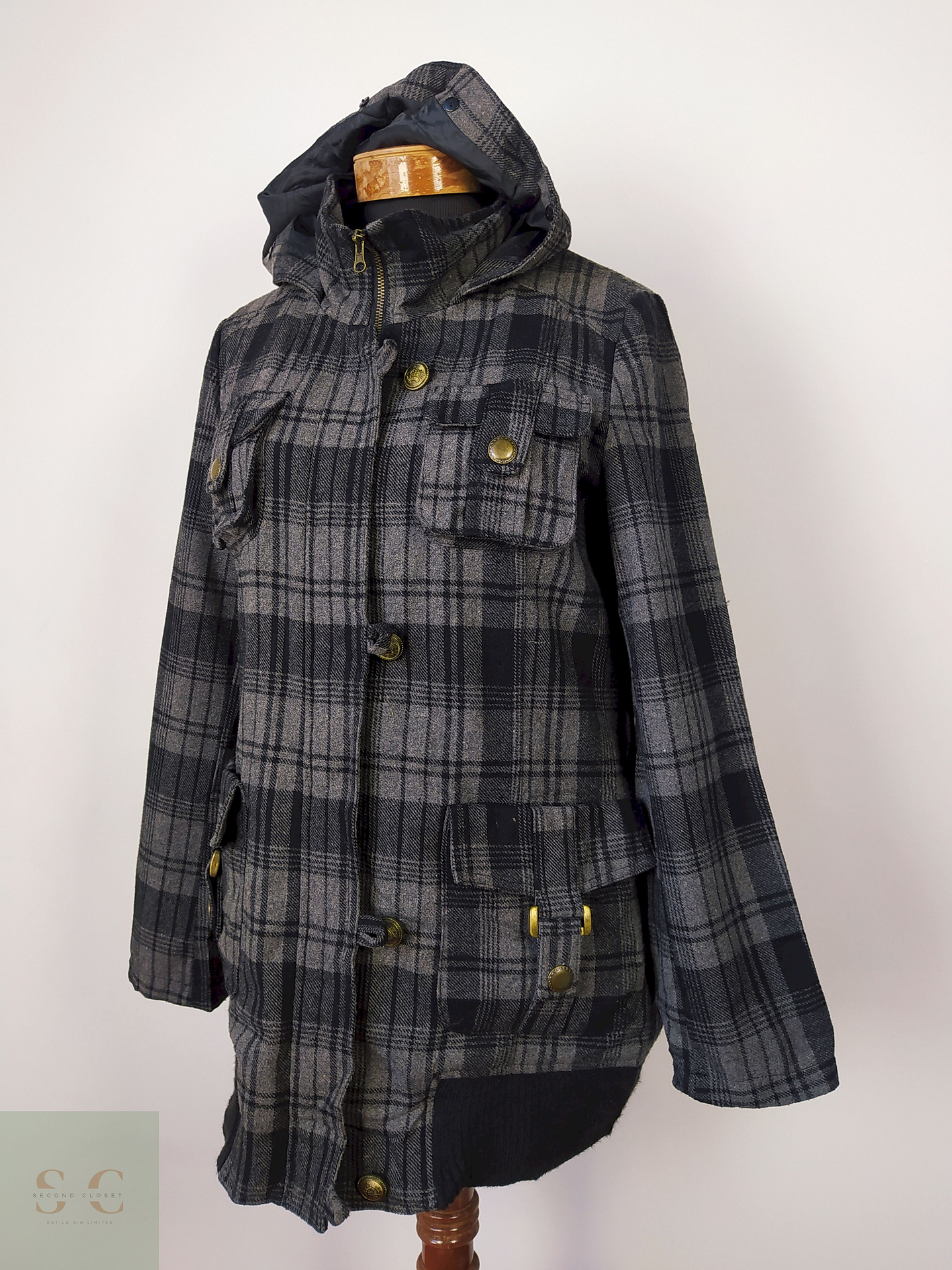 Abrigo Plomo cuadros Talla S 4