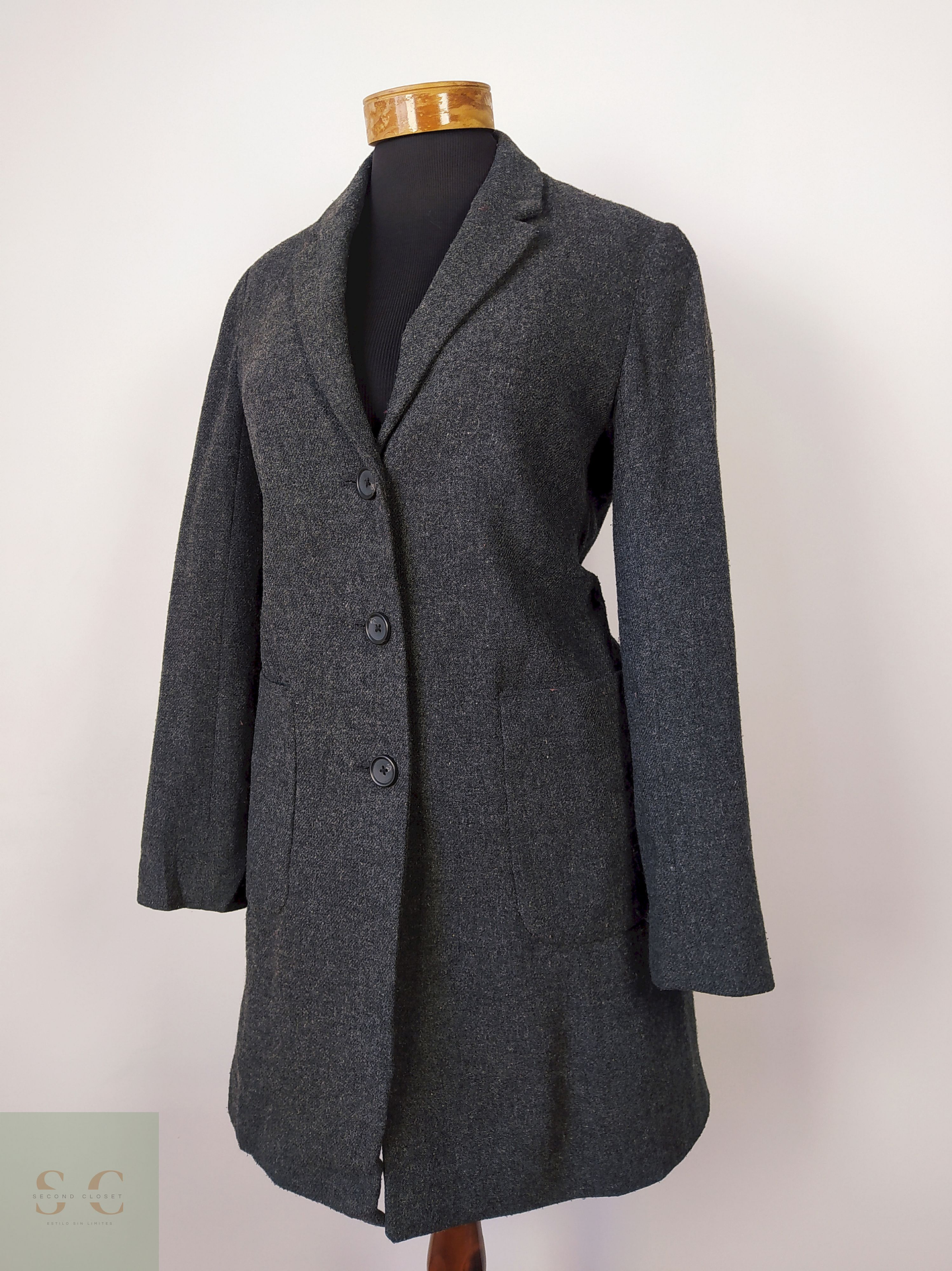 Abrigo Plomo básico Talla S 3