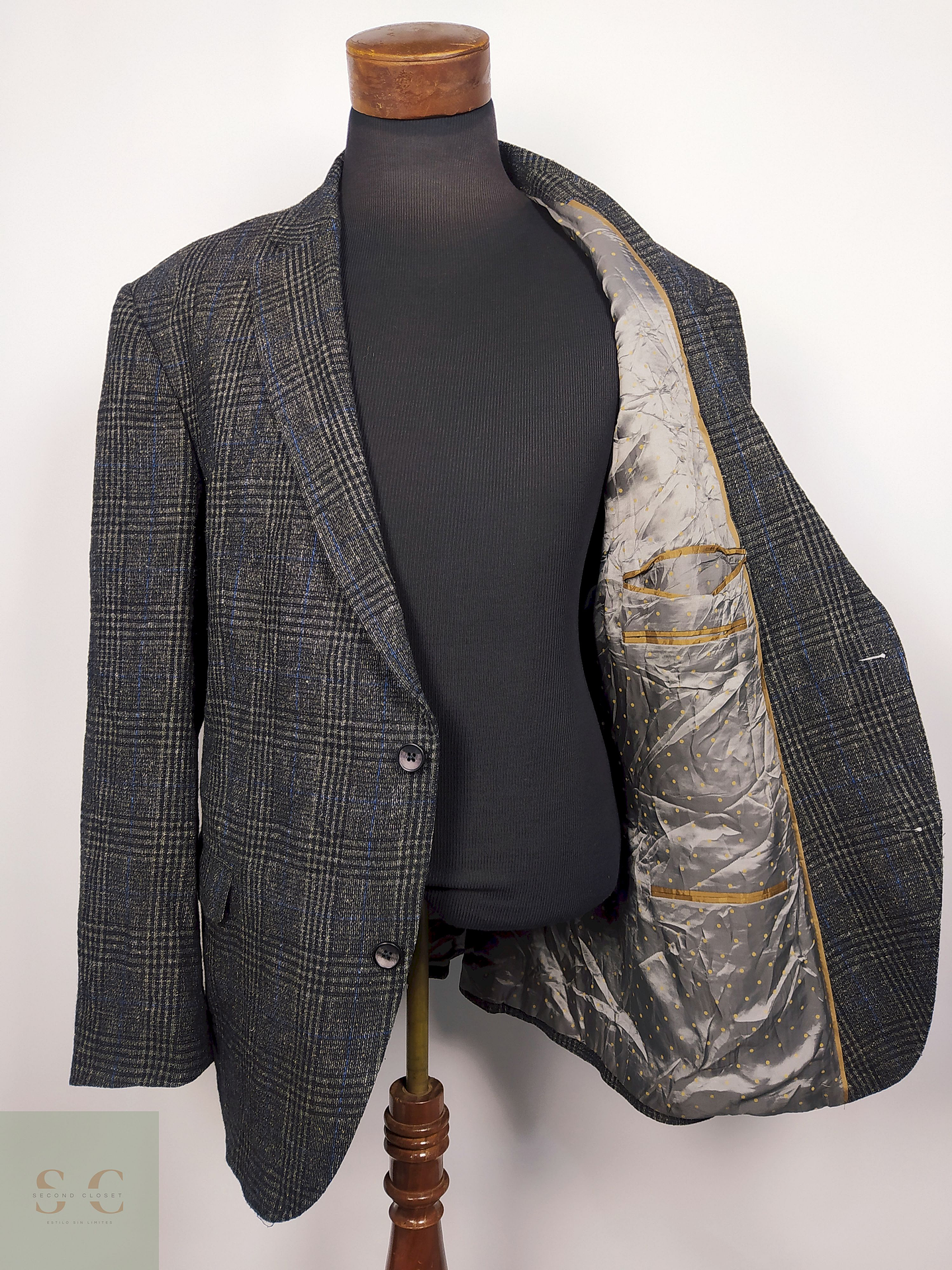 BLAZER LUJO ROY ROBSON LANA VIRGEN Talla XXL 2