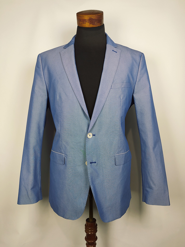 Blazer Zara Man – Celeste brillante estructurado – Talla ML 1