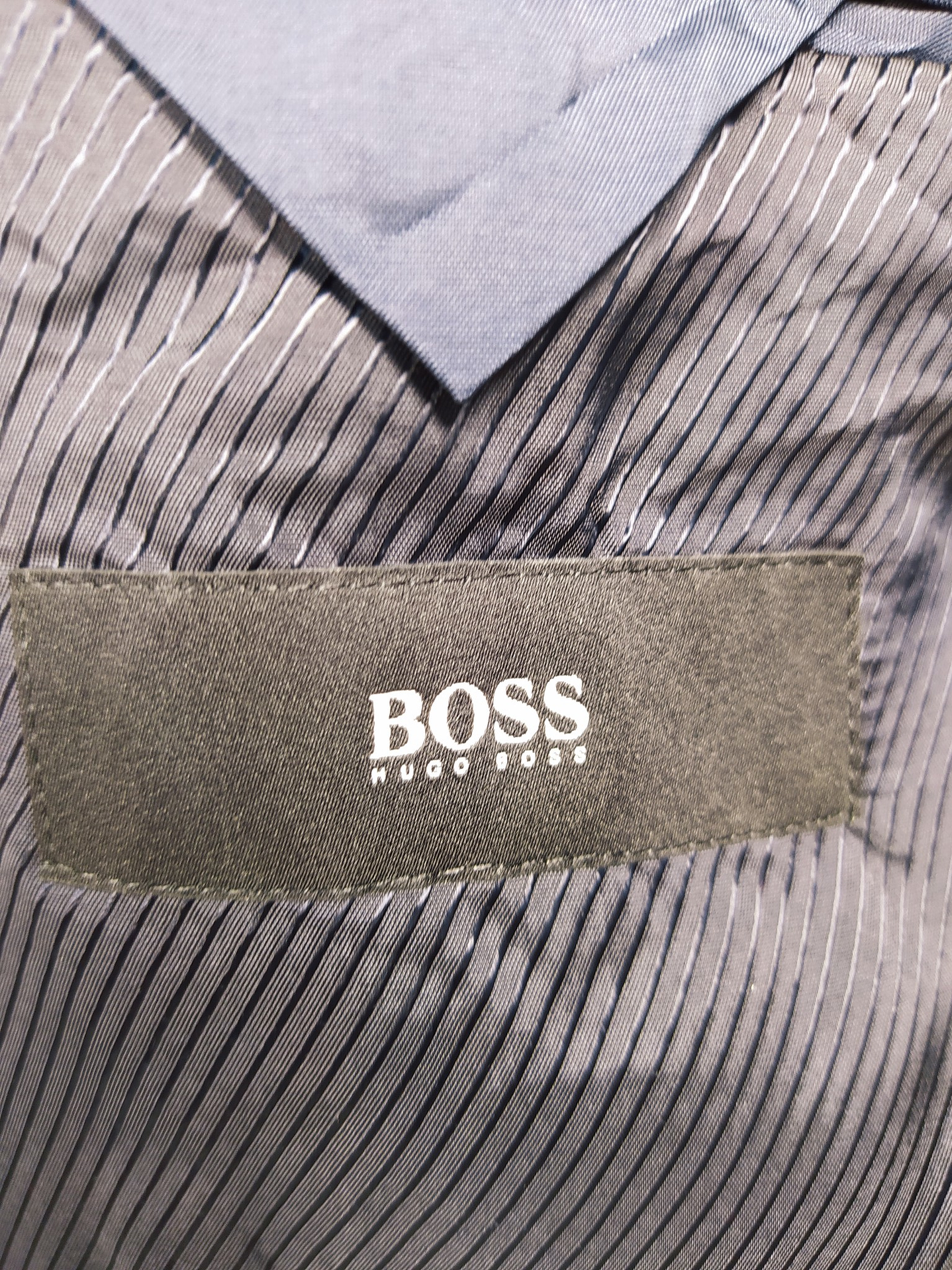 Blazer Hugo Boss – Rayas negro y azul – Talla M 5