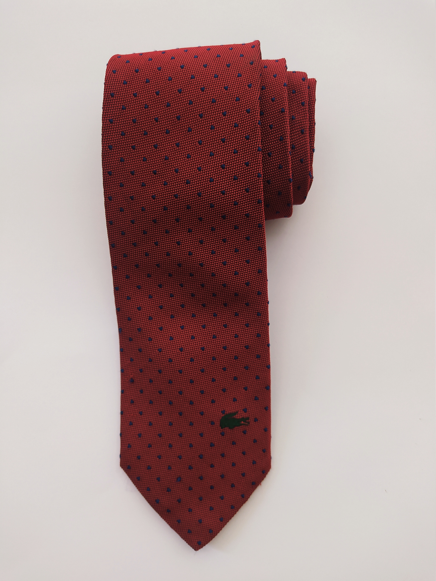 Corbata Lacoste roja lisa – Seda (Clásica moderna) 1