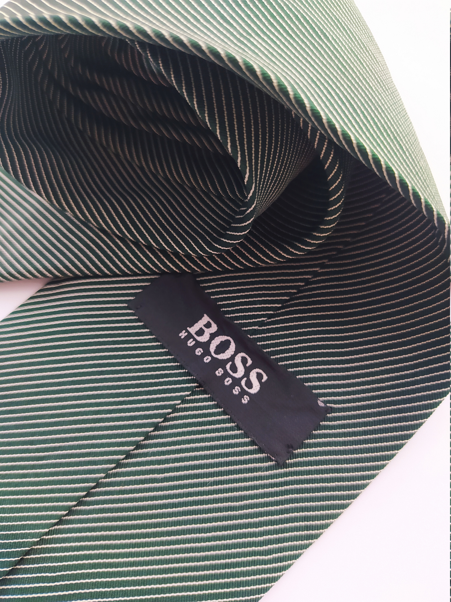 Corbata Hugo Boss verde – Seda (Clásica) 2