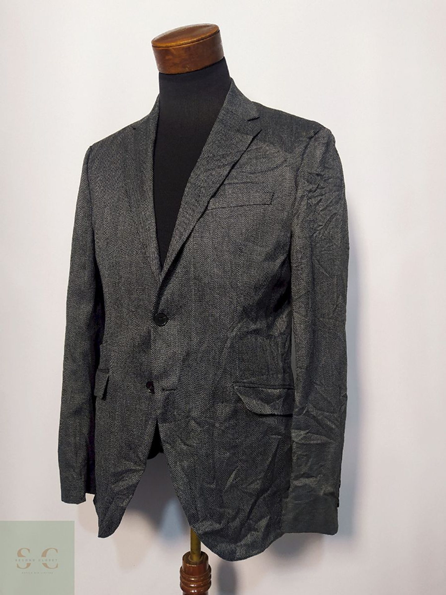 Blazer / Vestón Plomo Delgado – Talla M 1