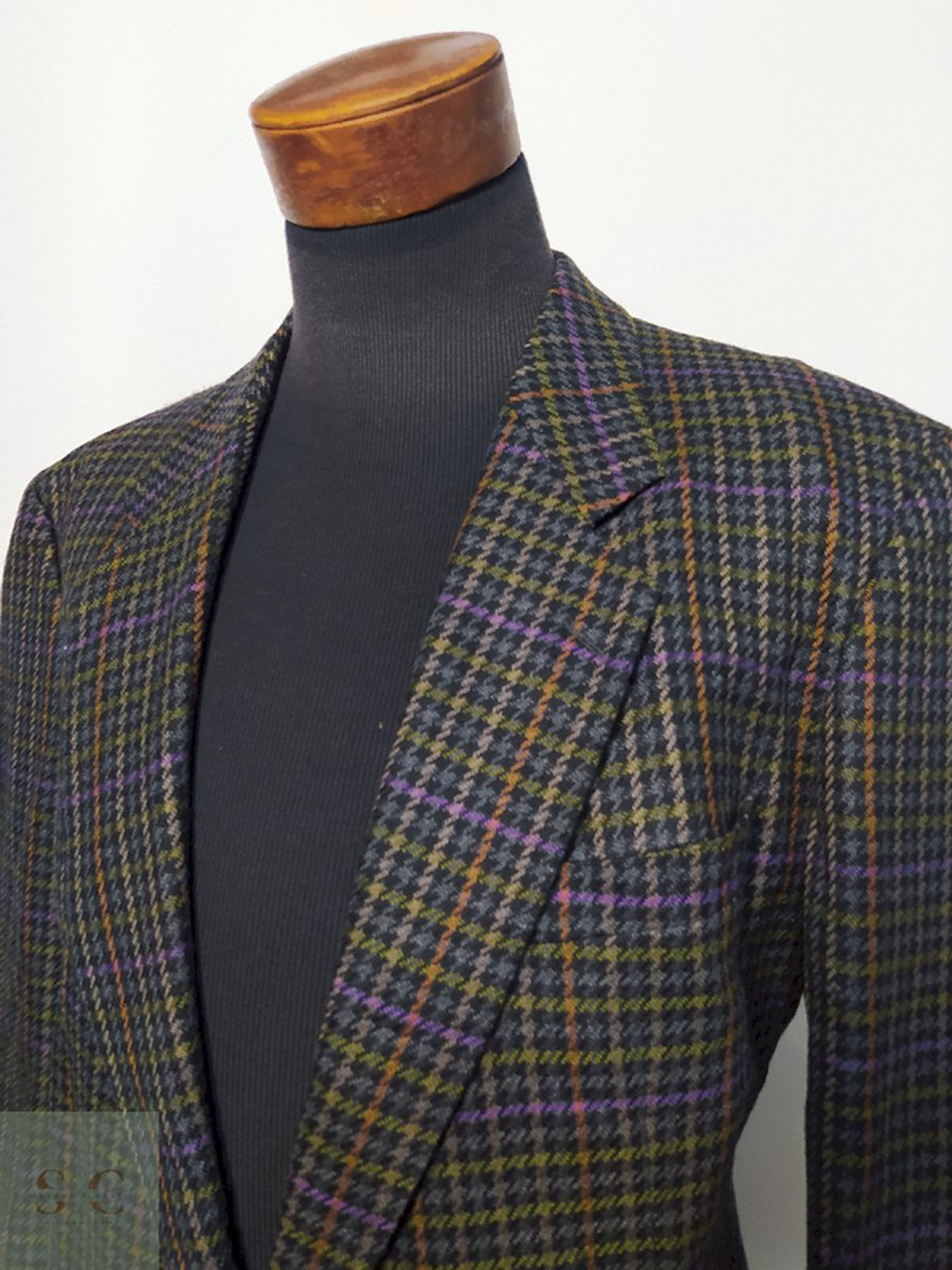 Blazer / Vestón Morado con Negro – Talla XL 2