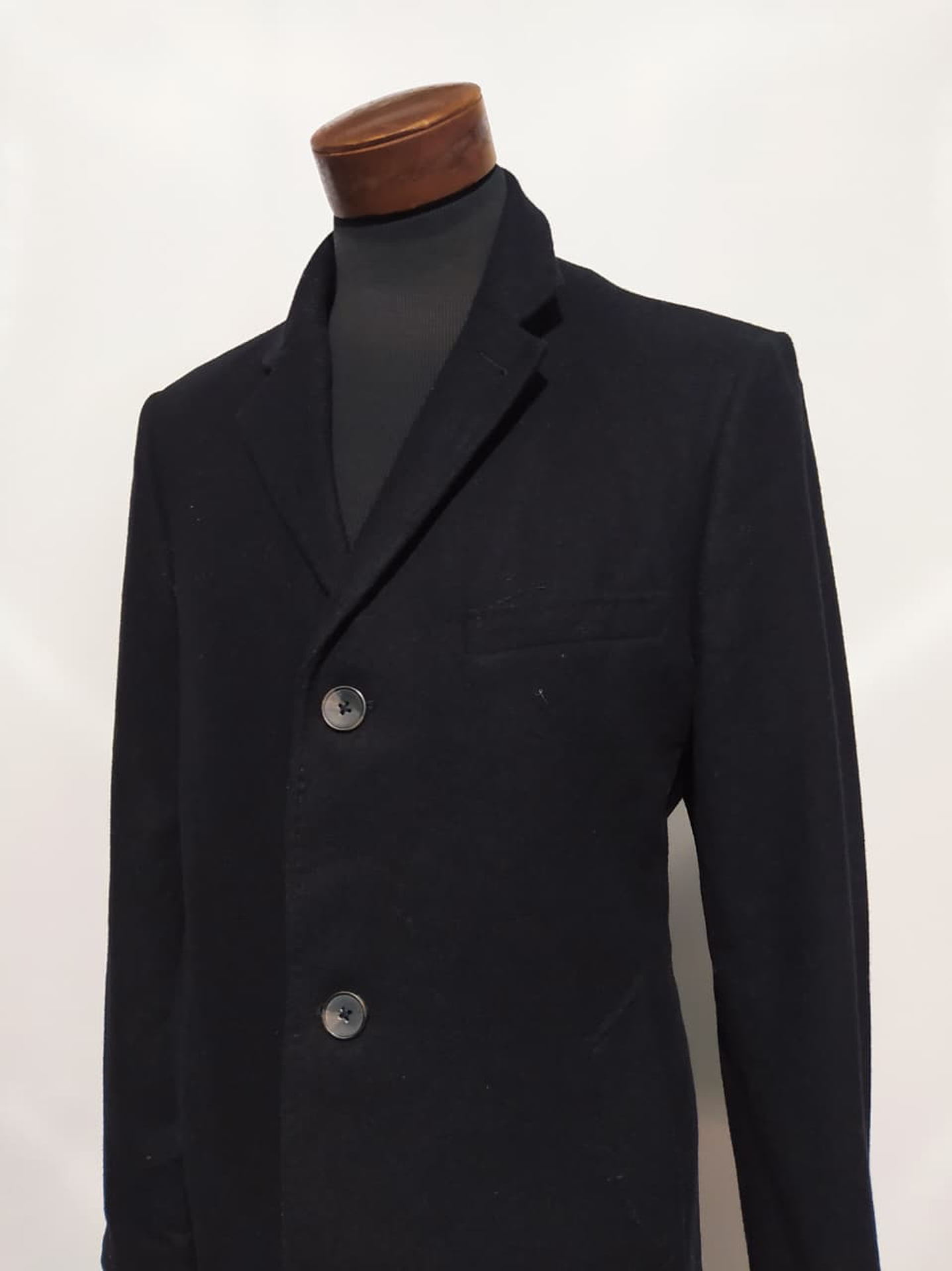 Abrigo Black clásico lana virgen TALLA M 4