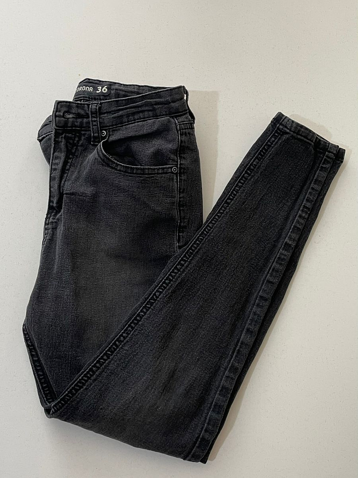Jeans elasticados Skinny talla 36 1