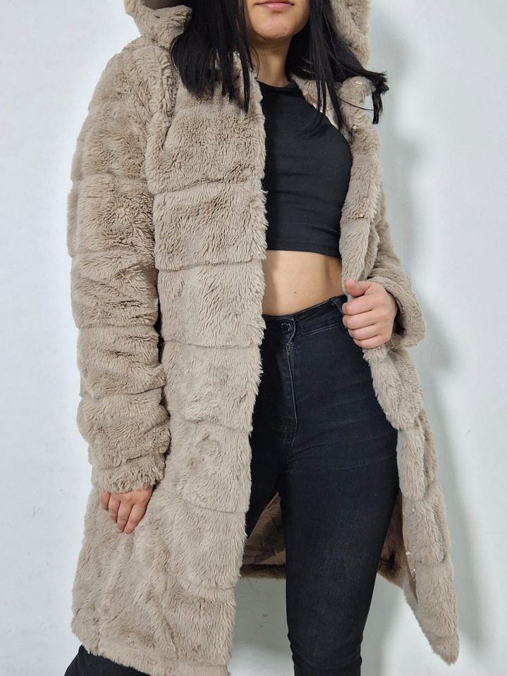 Abrigo eco piel beige con capucha TALLA S/M 6