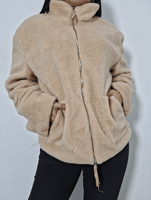 Abrigo eco piel beige tipo teddy TALLA ML