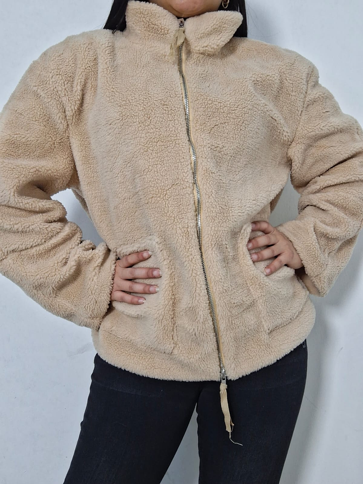 Abrigo eco piel beige tipo teddy TALLA ML 3