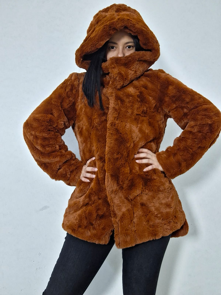 Abrigo eco piel The Outerwear caramelo con capucha TALLA SM 3