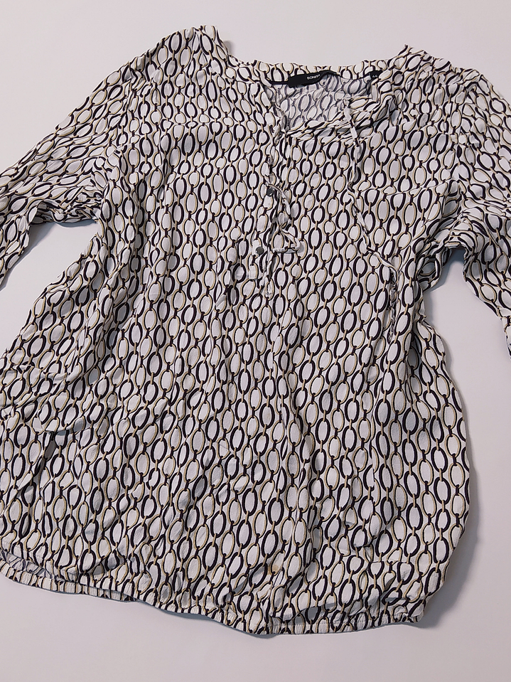 Blusa Crema Estampada Talla 44 VM15 2