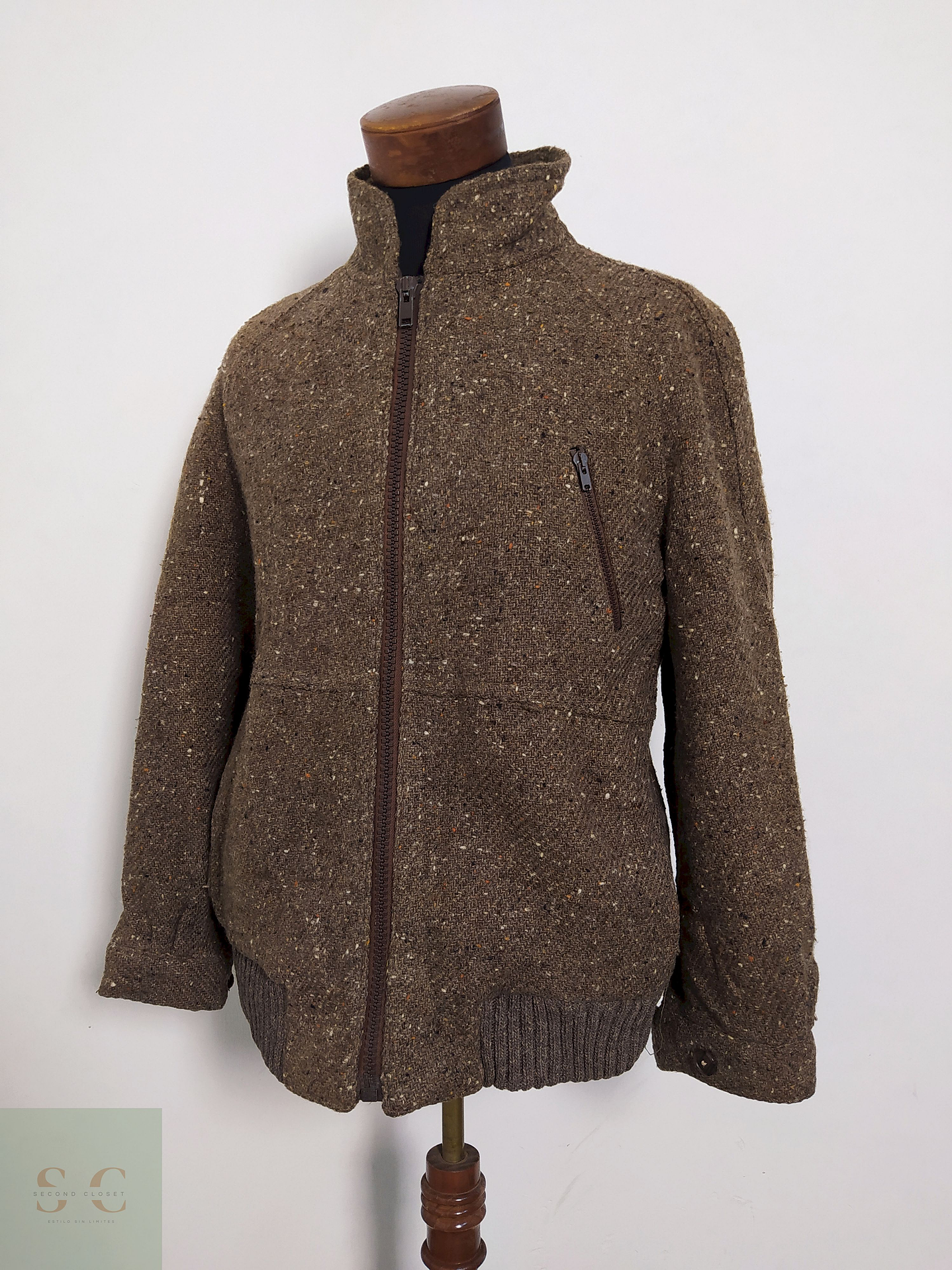 Chaqueta Lana Virgen Café con Forro Cuadrillé – Talla M 1