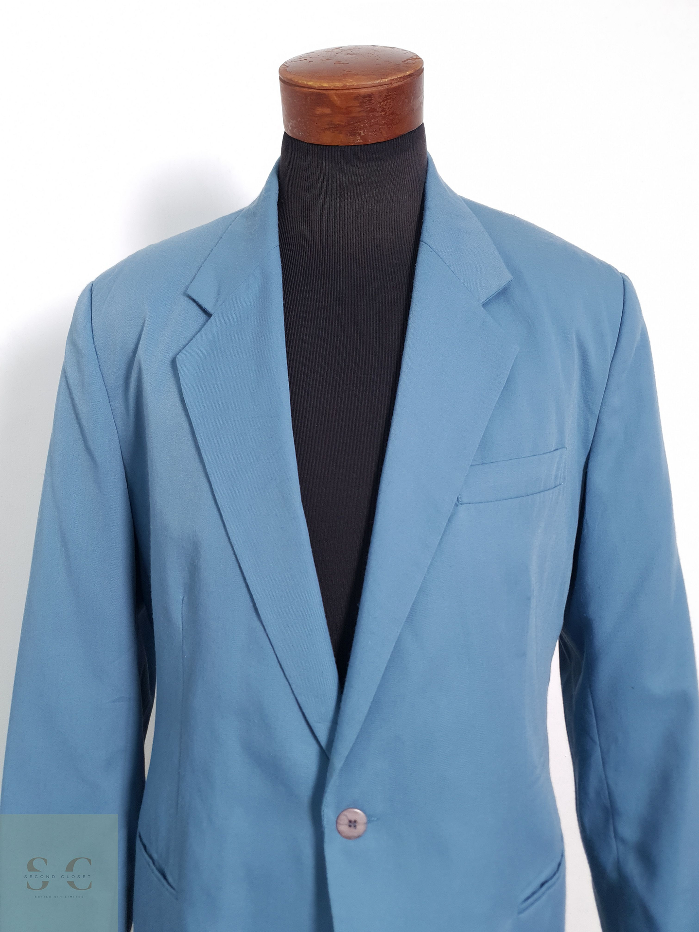 Blazer Copy Right sintético celeste Talla L 5