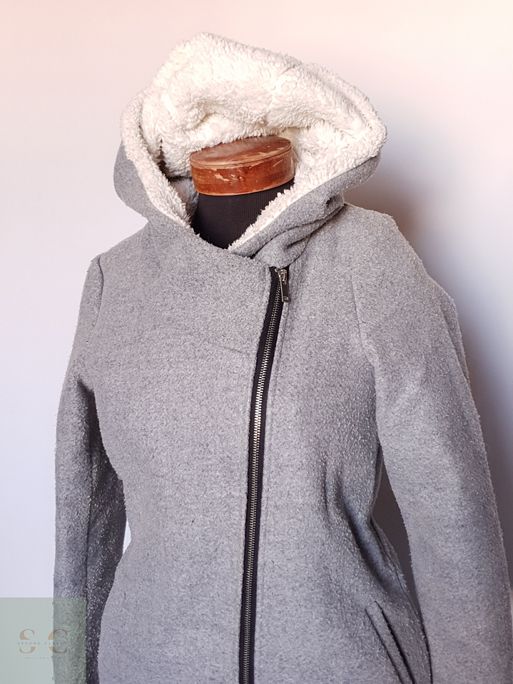 Abrigo mujer lana gris gorro cordero TALLA XS 2