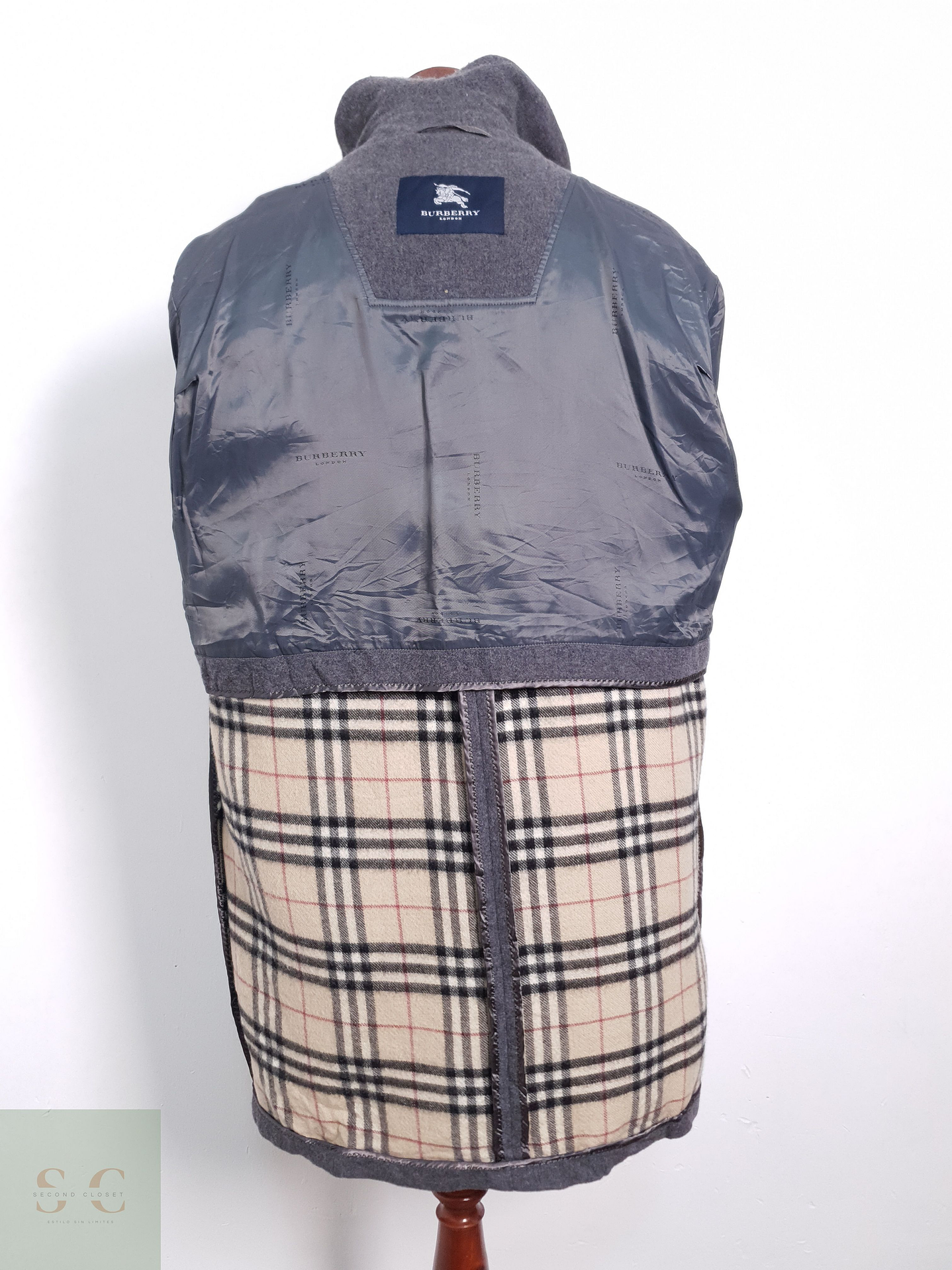 Abrigo Hombre Burberry 100% lana virgen Gris Talla LXL 17