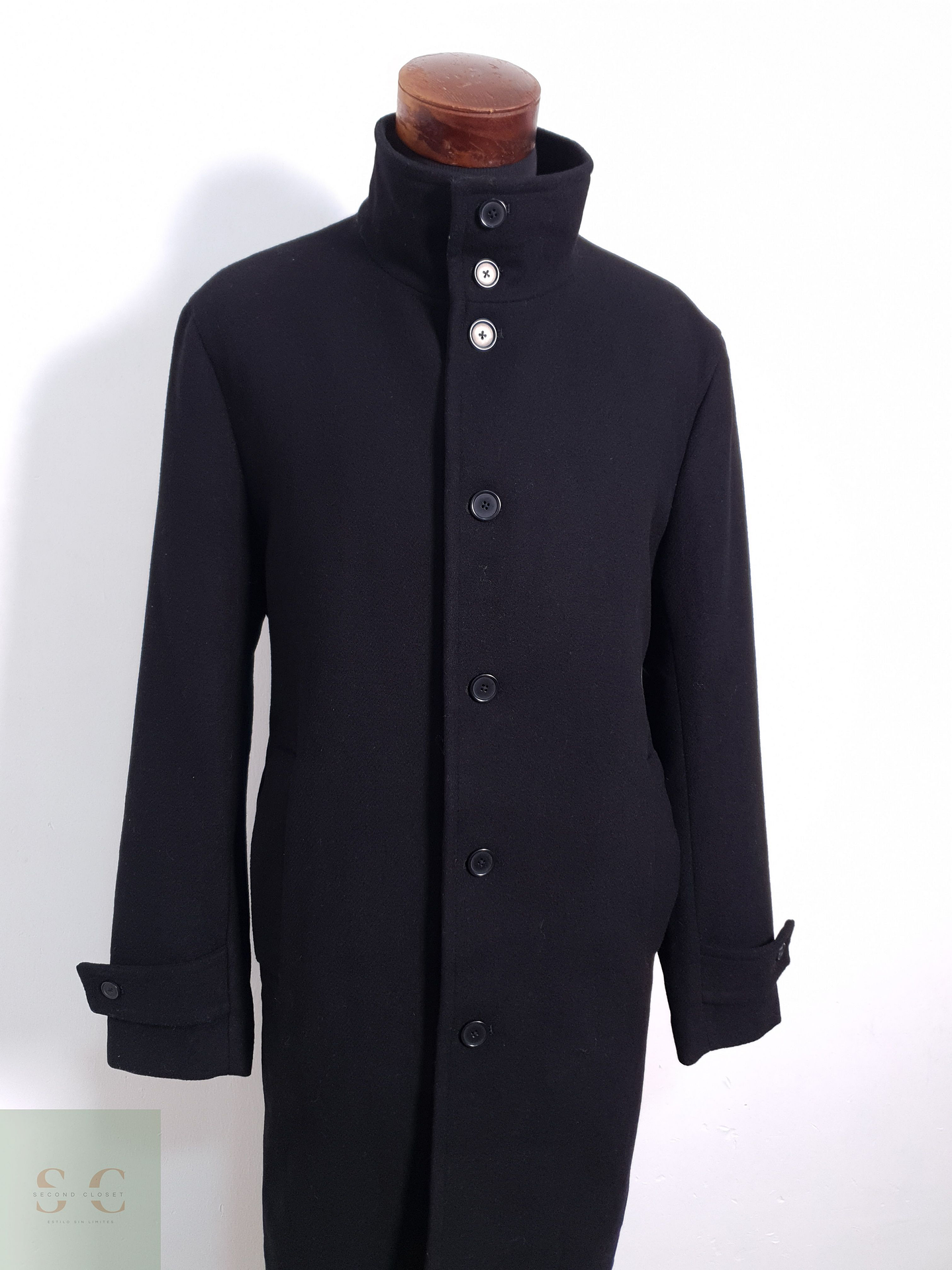 Abrigo Hombre Mango Negro Talla ML 2