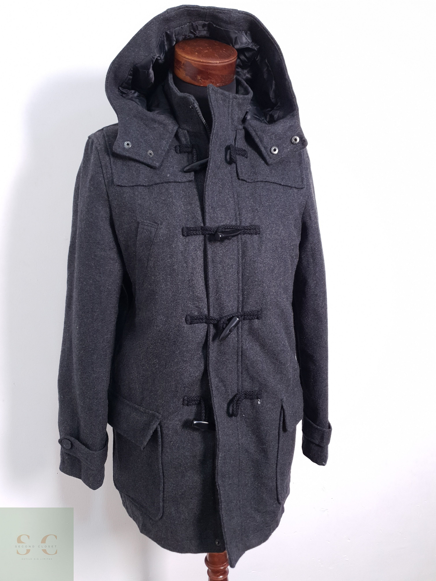 Montgomery Hombre Cedarwood State Plomo Talla M 2