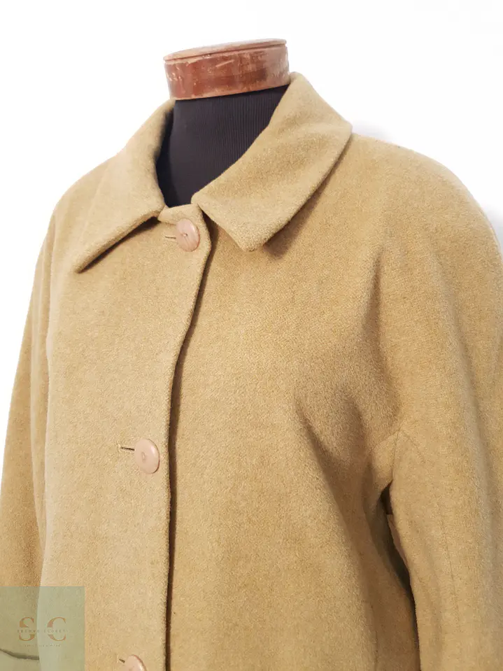 Abrigo Mujer Mostaza Talla XL 3