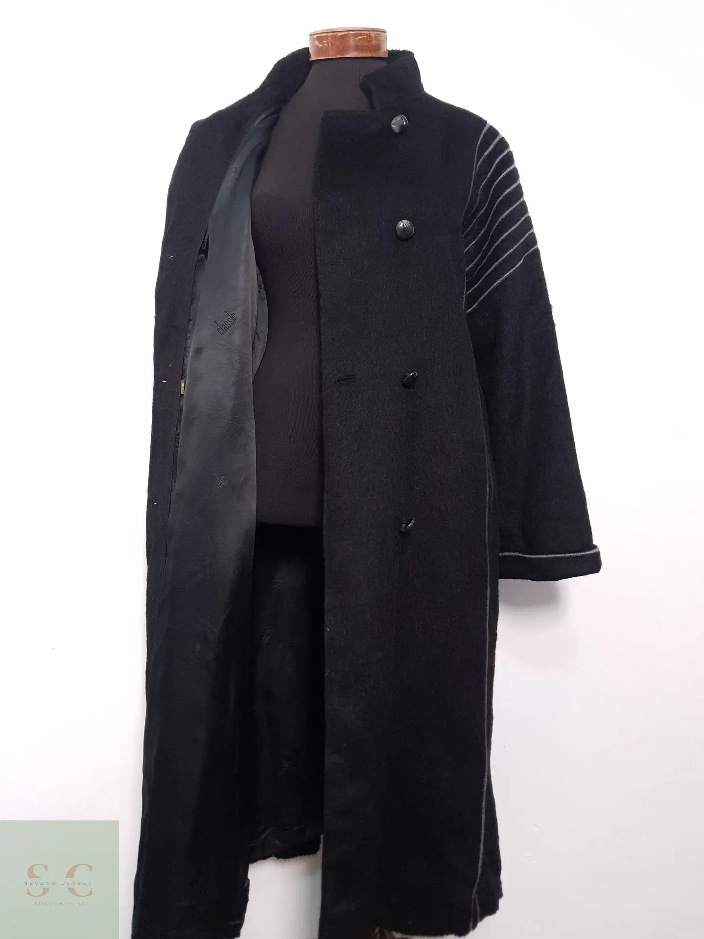 Abrigo Mujer Llama Negro Talla ML 14