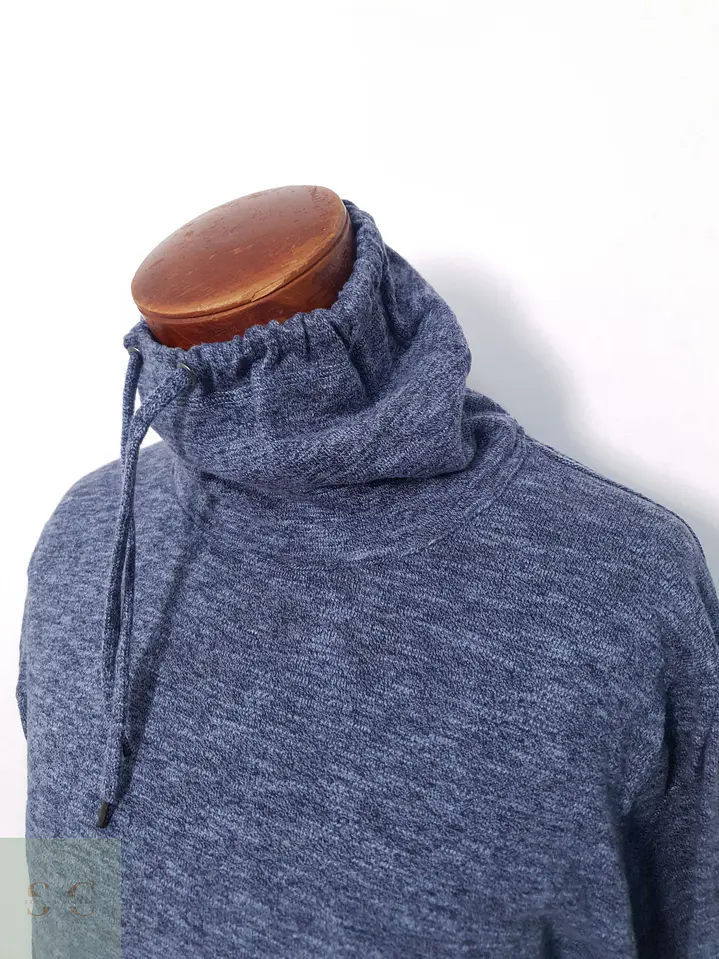 Suéter Hombre Vintage Gris Azulado Cuello Alto Talla L-XL 2