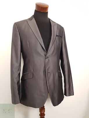 Blazer Angelo Litrico gris plata sastrería elegante TALLA M