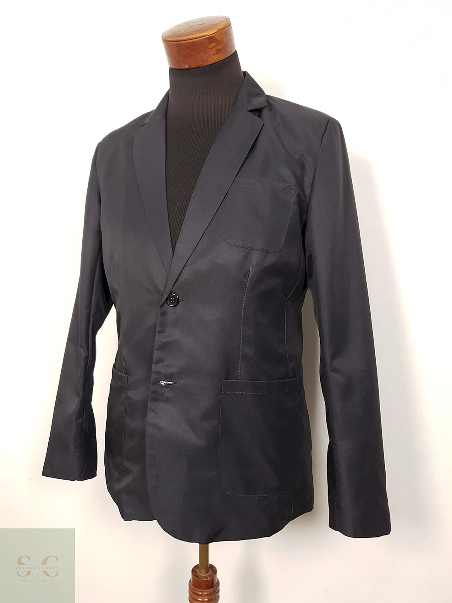 Blazer azul marino minimalista estilo italiano sastrería ligera TALLA S 3