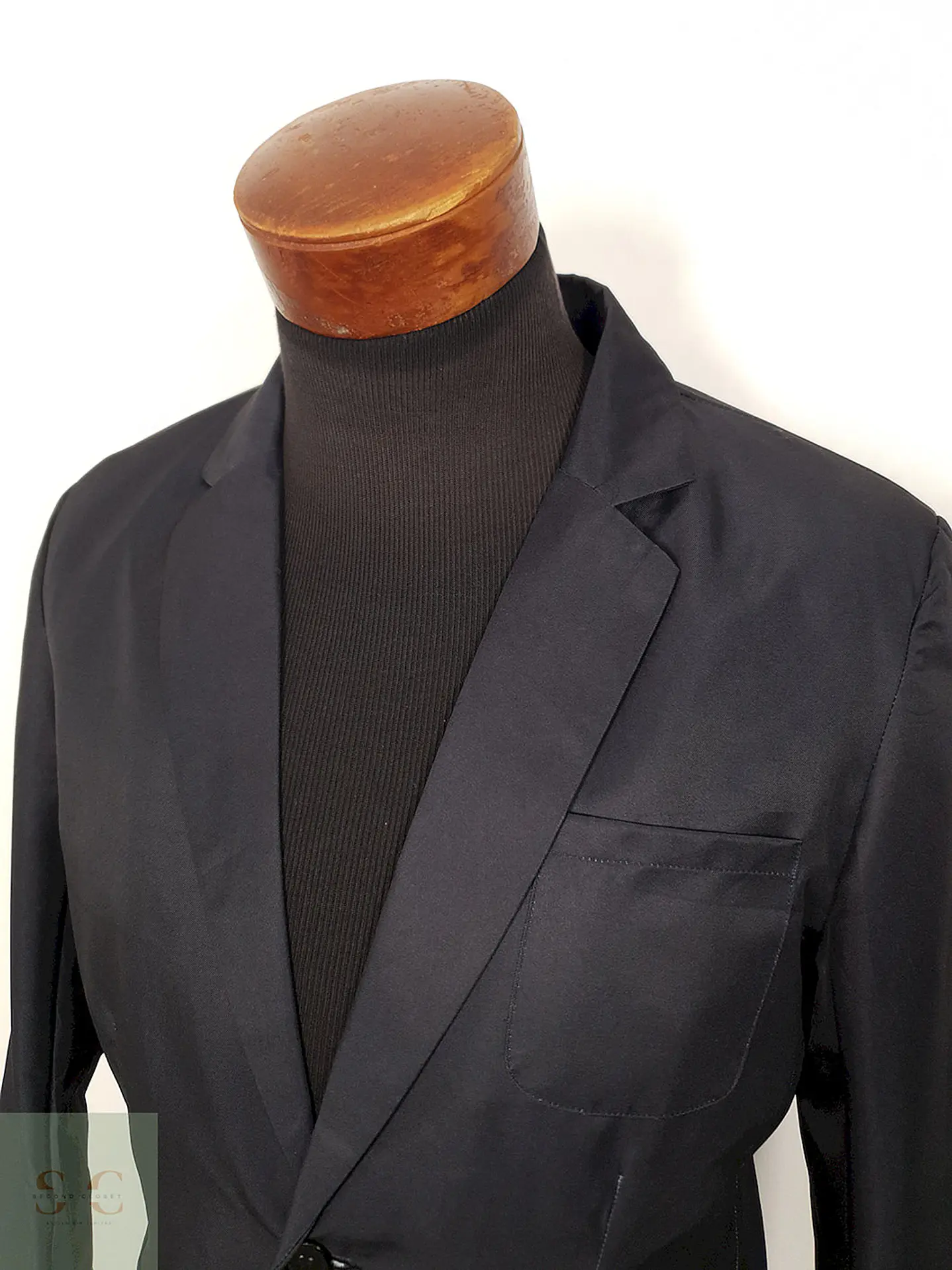 Blazer azul marino minimalista estilo italiano sastrería ligera TALLA S 4