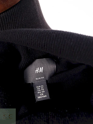 Suéter Hym negro slim fit cuello alto - Talla XL