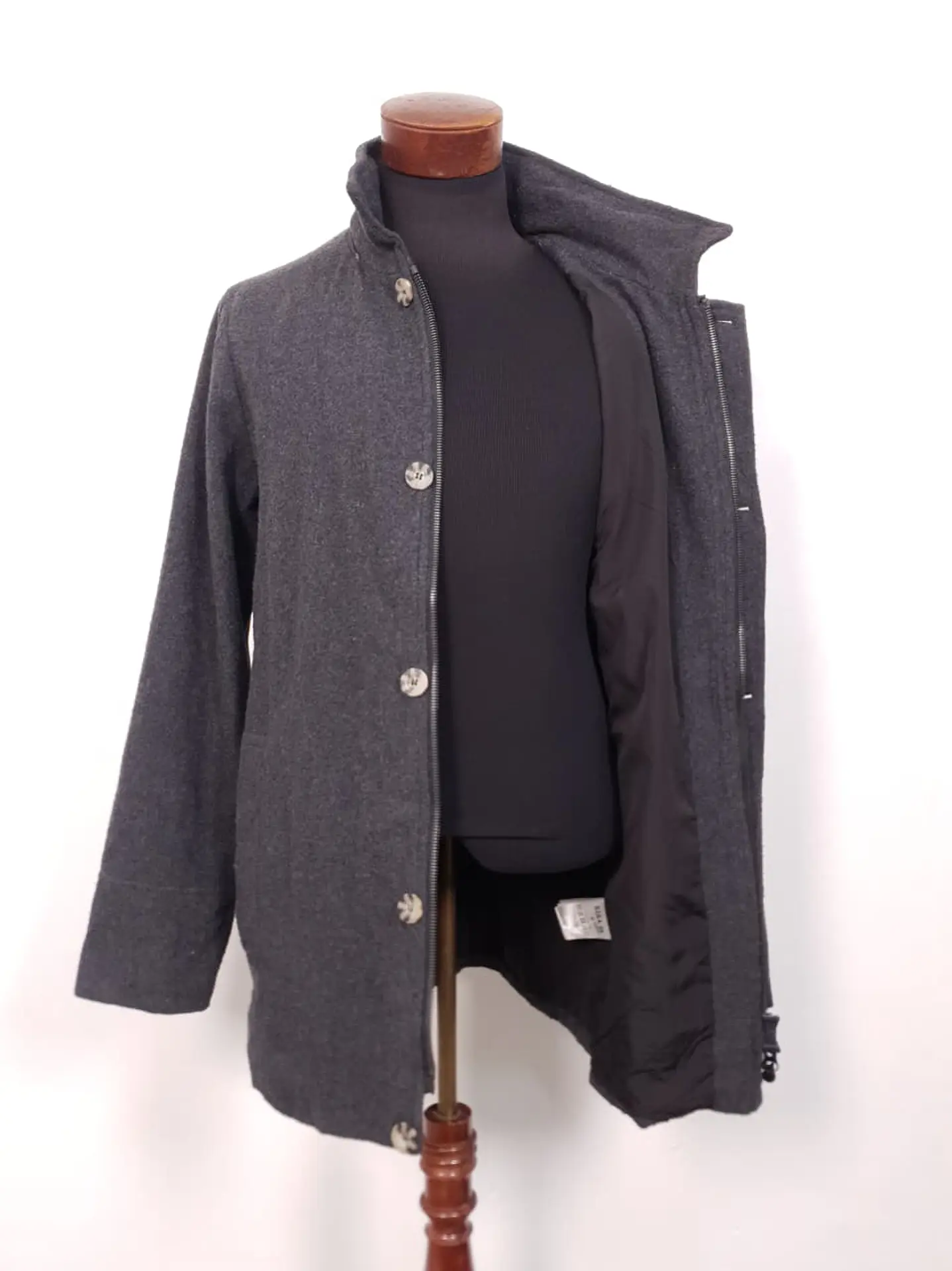 Abrigo hombre plomo de lana – Talla M 2