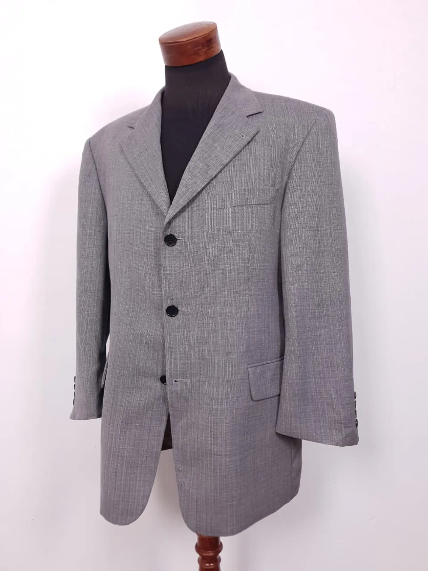 Blazer HUGO BOSS 100% Lana Virgen Loro Piana Super 110’s – TALLA 2XL 3