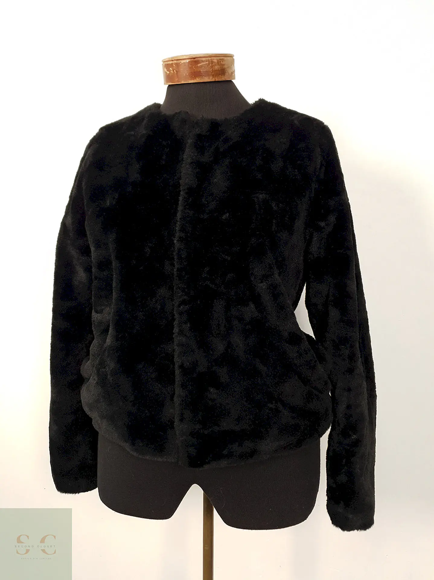 Abrigo eco piel H&M negro TALLA SM 1