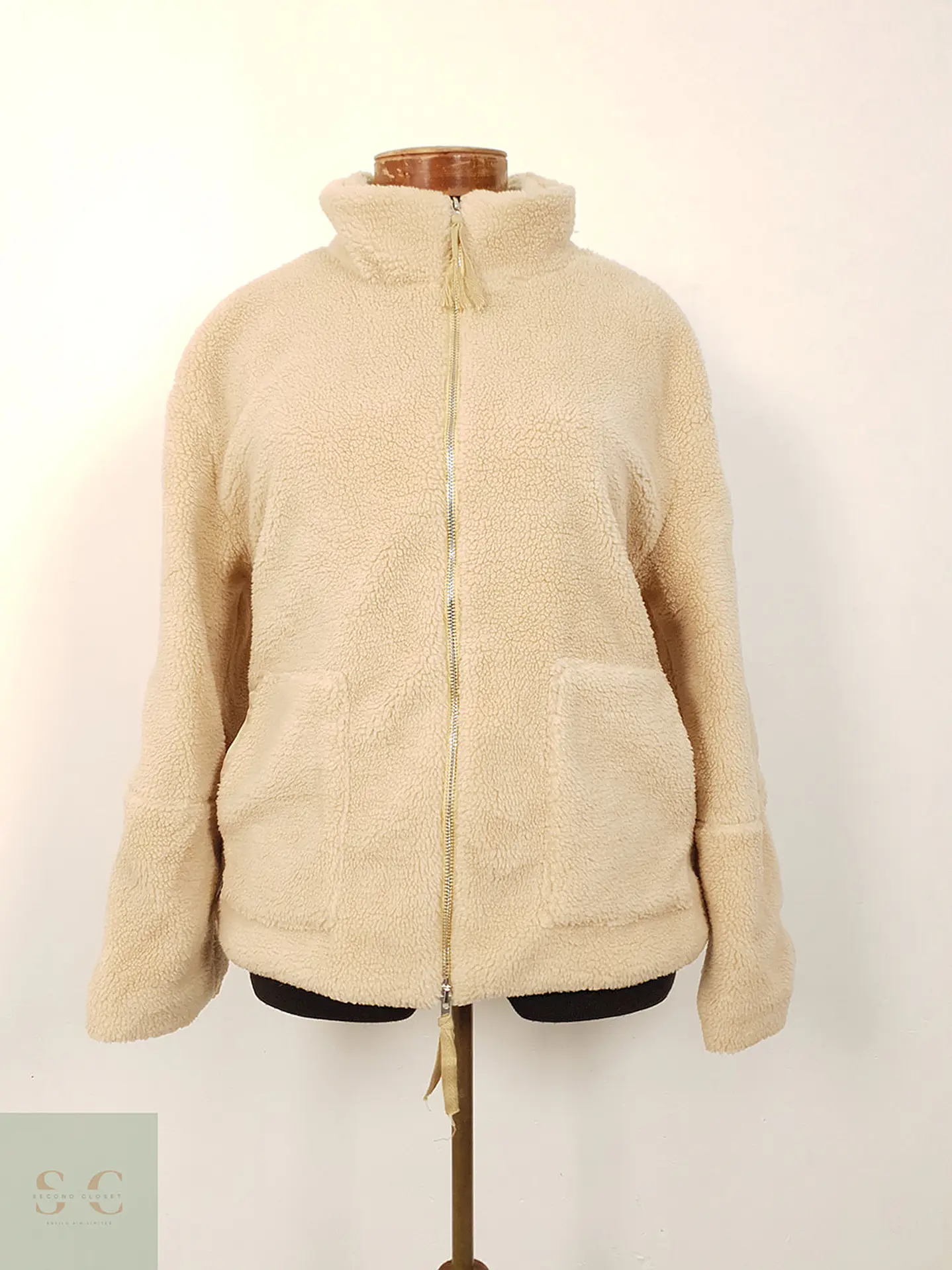 Abrigo eco piel beige tipo teddy TALLA ML 2
