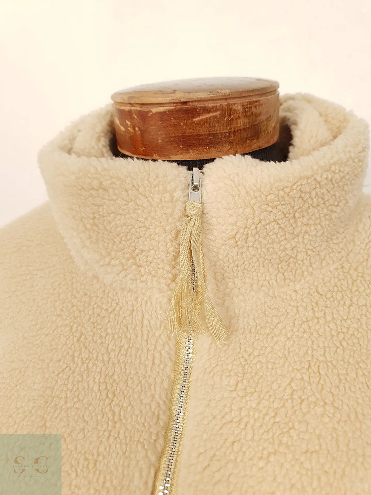Abrigo eco piel beige tipo teddy TALLA ML 5