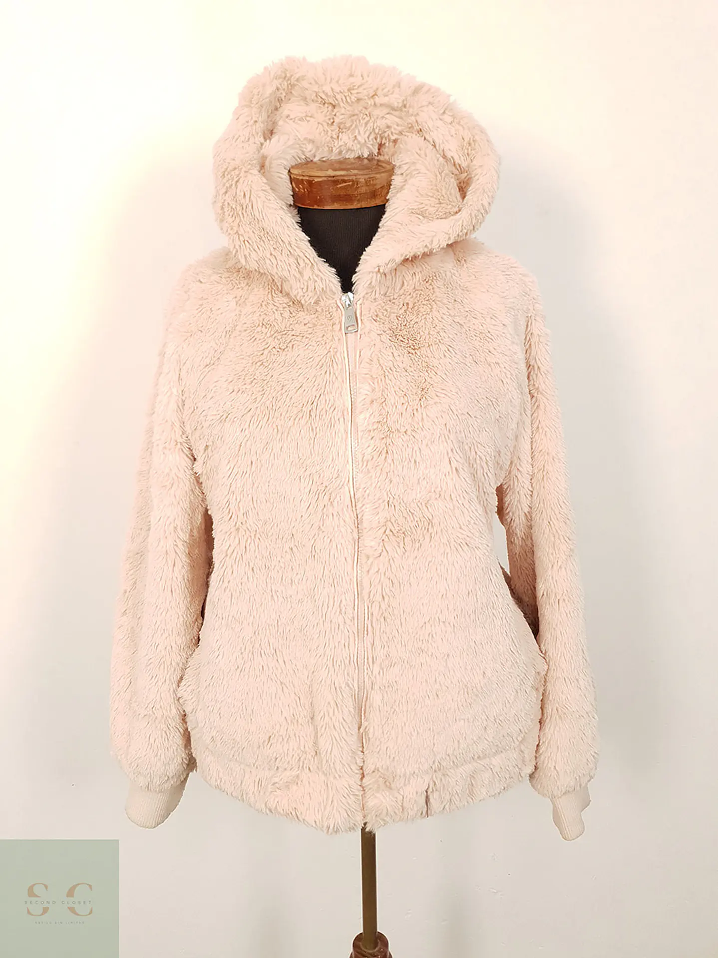 Abrigo eco piel Hailys rosa con capucha TALLA XL 4