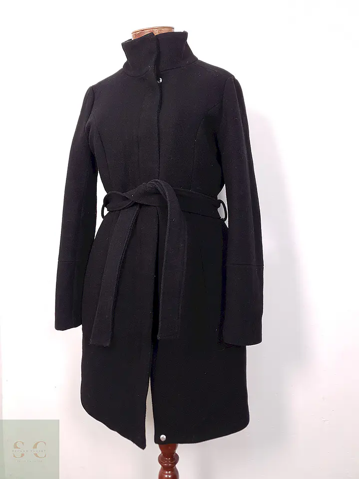 Abrigo Vila Negro con Cinto 50% Lana - Talla S 1