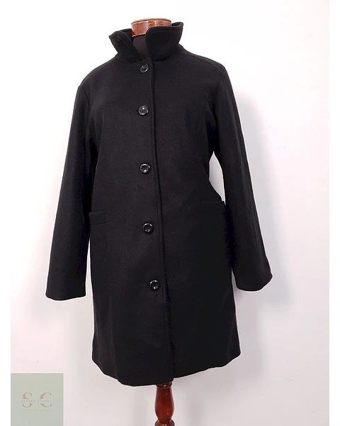 Abrigo Negro Básico - Talla LXL