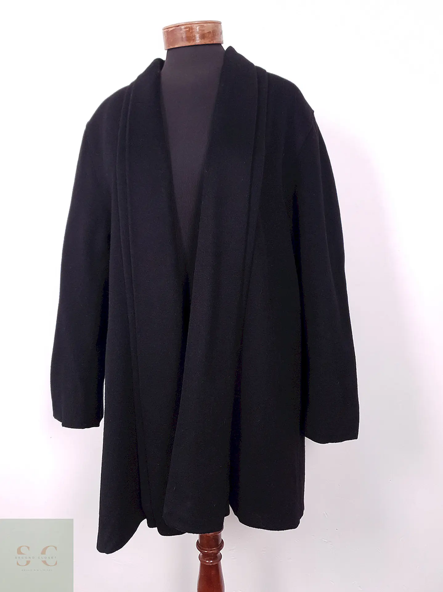 Abrigo Mujer Negro Minimalista Ashley Scott – TALLA LXL 2
