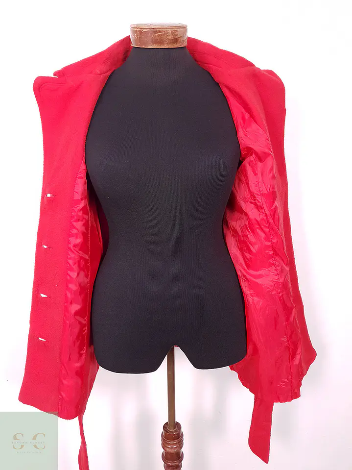 Abrigo Mujer Rojo con Cinturón Clásico – TALLA S 7