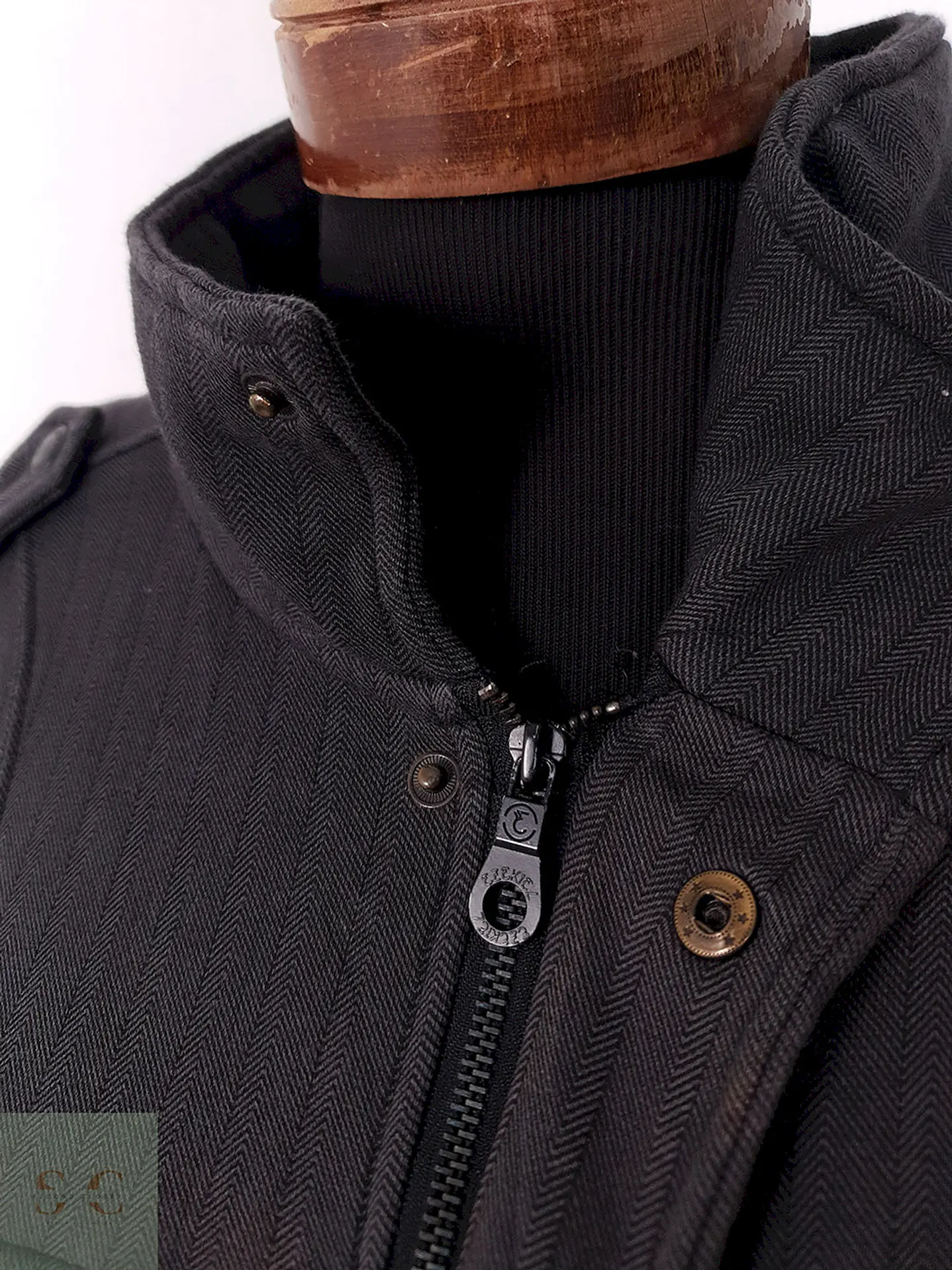 Chaqueta Ligera Plomo – TALLA M 3