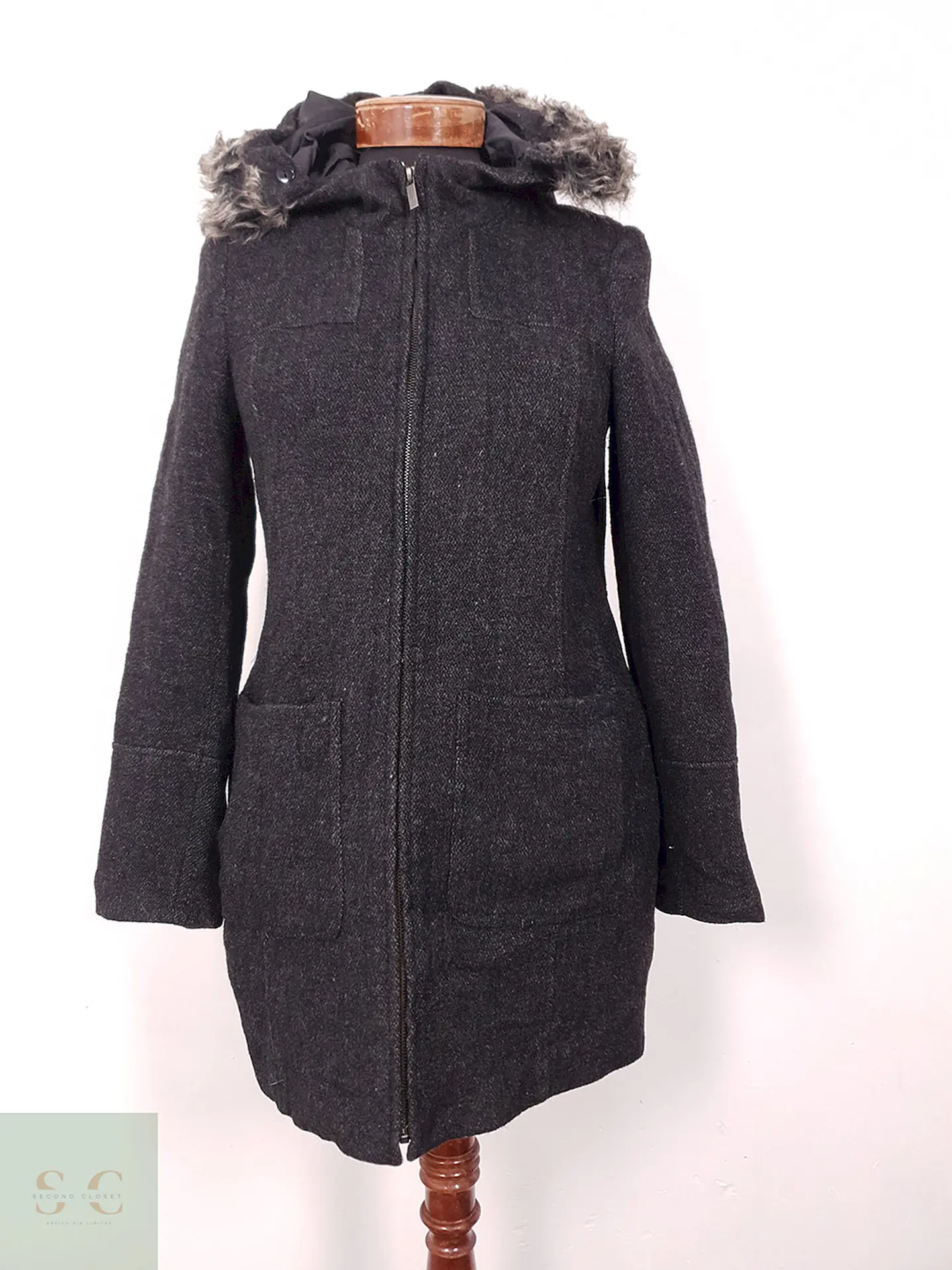Abrigo Camaïeu Plomo con Gorro de Pelo Desmontable – TALLA SM 9